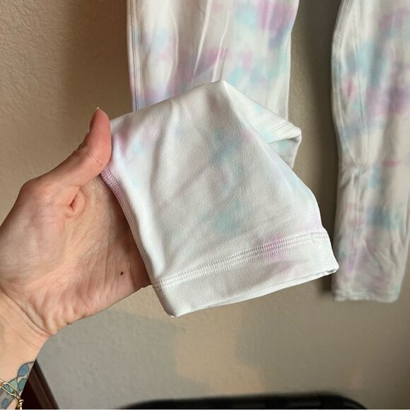 Lululemon Align Tie Dye Legging 25” - Picture 6 of 7